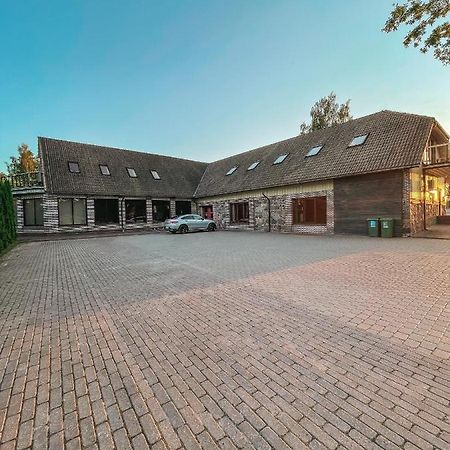 Cozy Room With Kitchen Near The Lake Tõrve Exterior foto